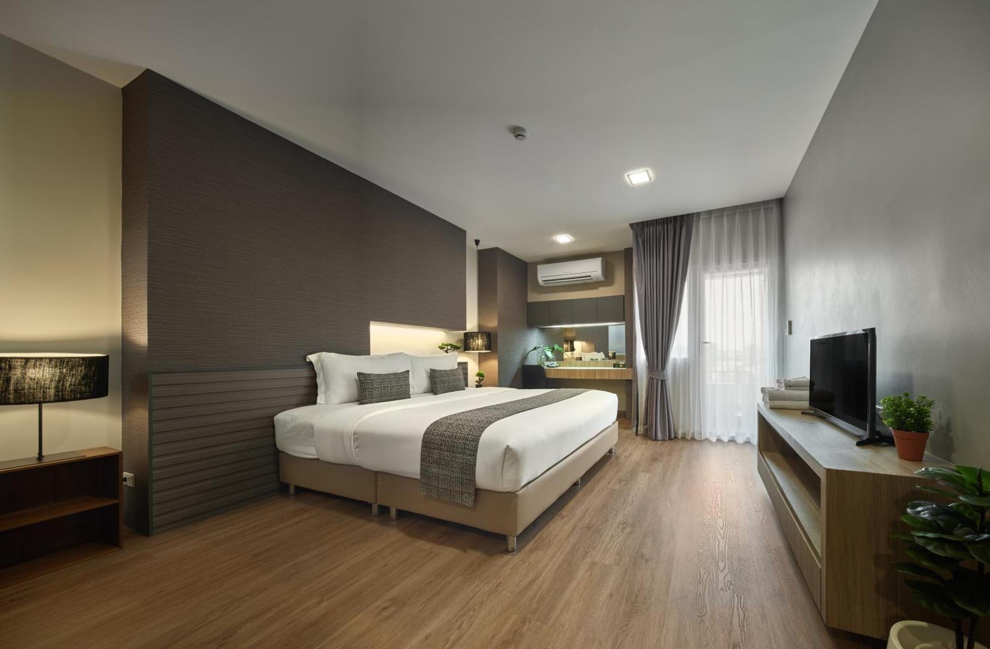 Nap In Fest Hotel Chiang Mai Exterior photo